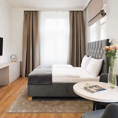 Nobilis شقة فندقية 4*