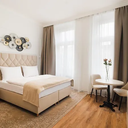 Nobilis 4* براغ