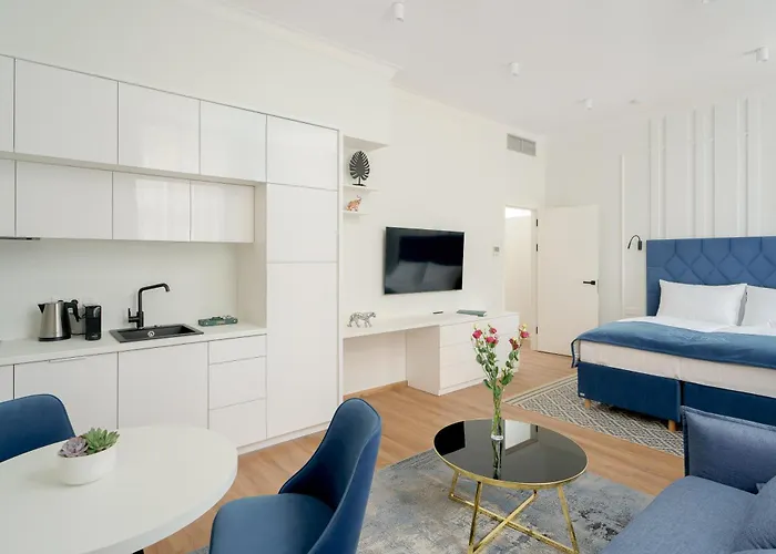Nobilis Aparthotel 4*